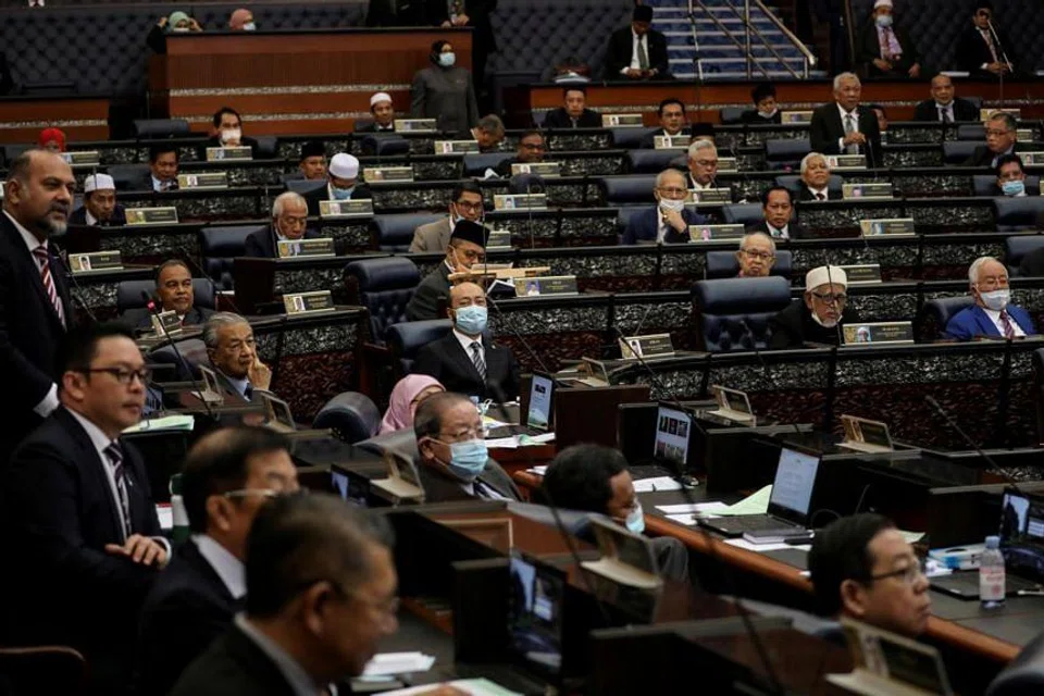 Malaysia parliament rejects two-term limit for prime minister