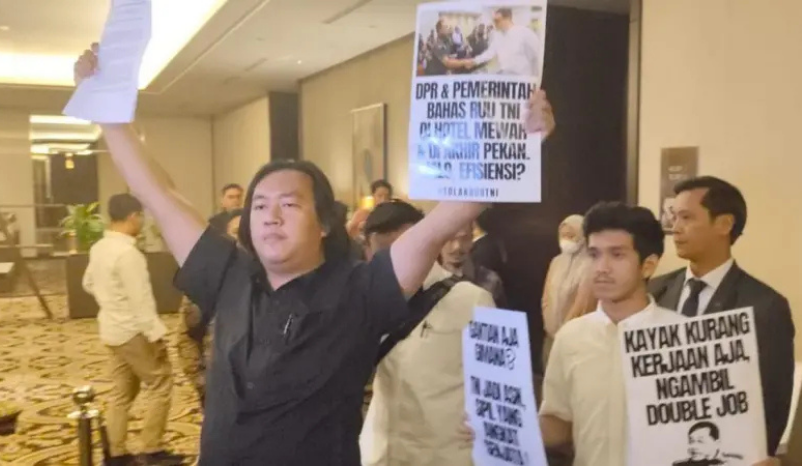 Pressure mounts for justice after acid attack on Indonesian rights activist