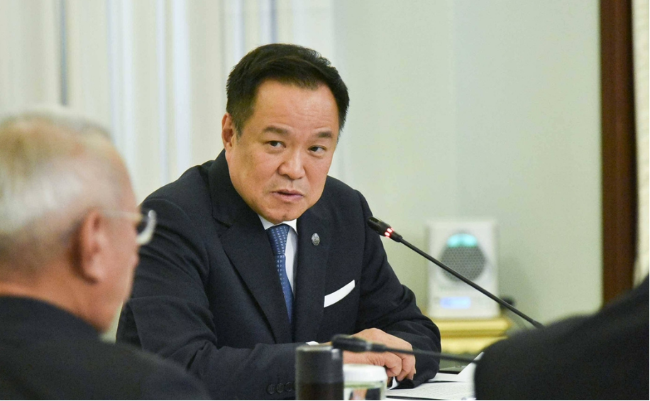 Prime Minister Anutin Charnvirakul issues an executive order suspending the export of finished petroleum products (The Star)