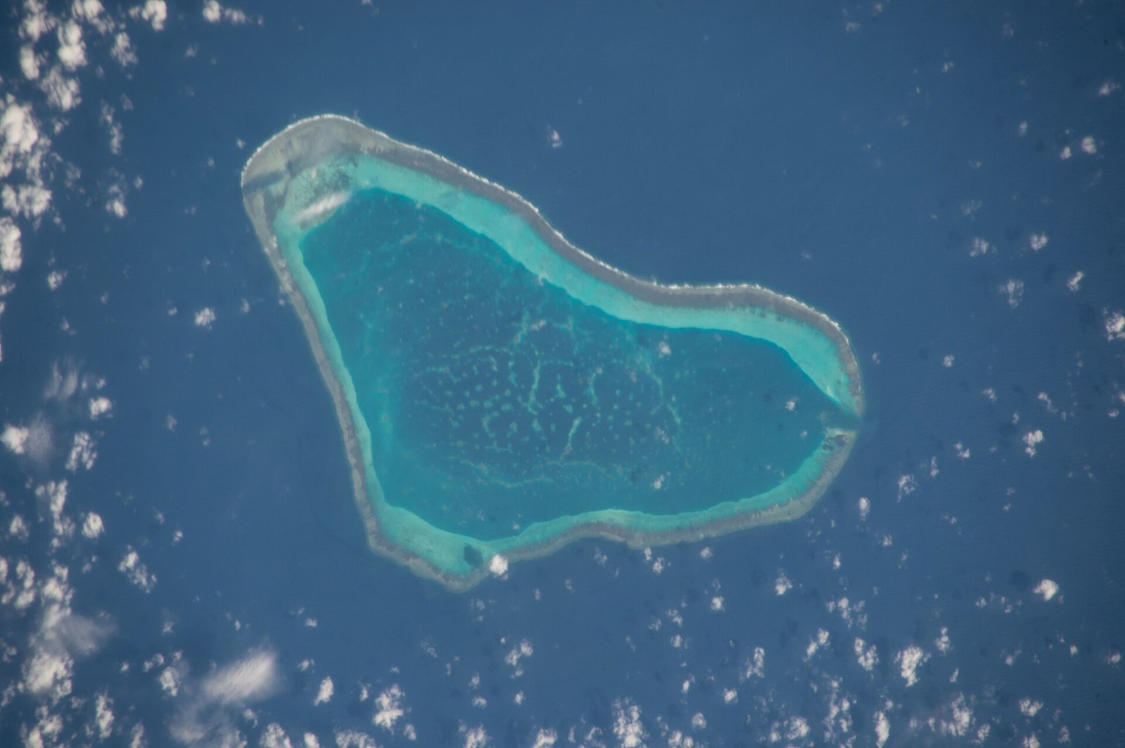 Scarborough Shoal viewed from space during ISS Expedition 45. (Earth Science and Remote Sensing Unit, Lyndon B. Johnson Space Center)