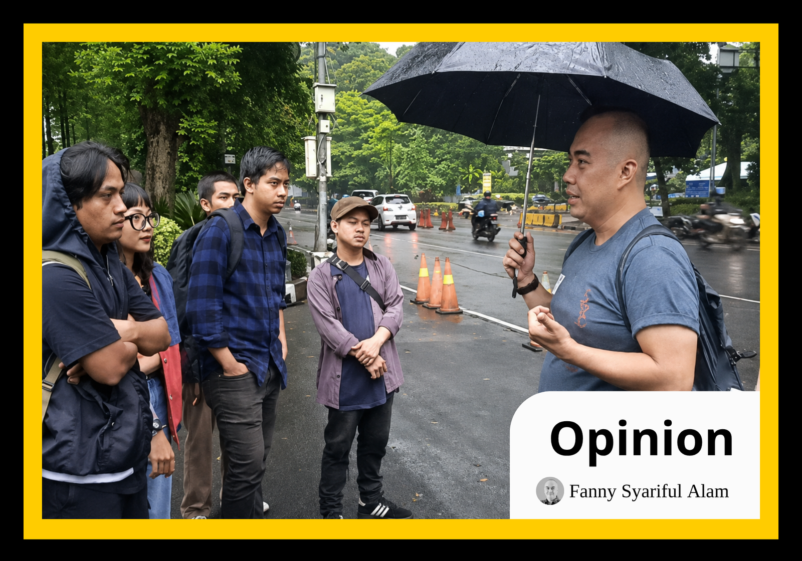 Fanny Syariful Alam from SEKODI Bandung talked about the risks of democratic regression on the Thursday Action or Aksi Kamisan in front of the West Java Governor's Office, Bandung,  on  February 22, 2024. (Wanggi Hoed)