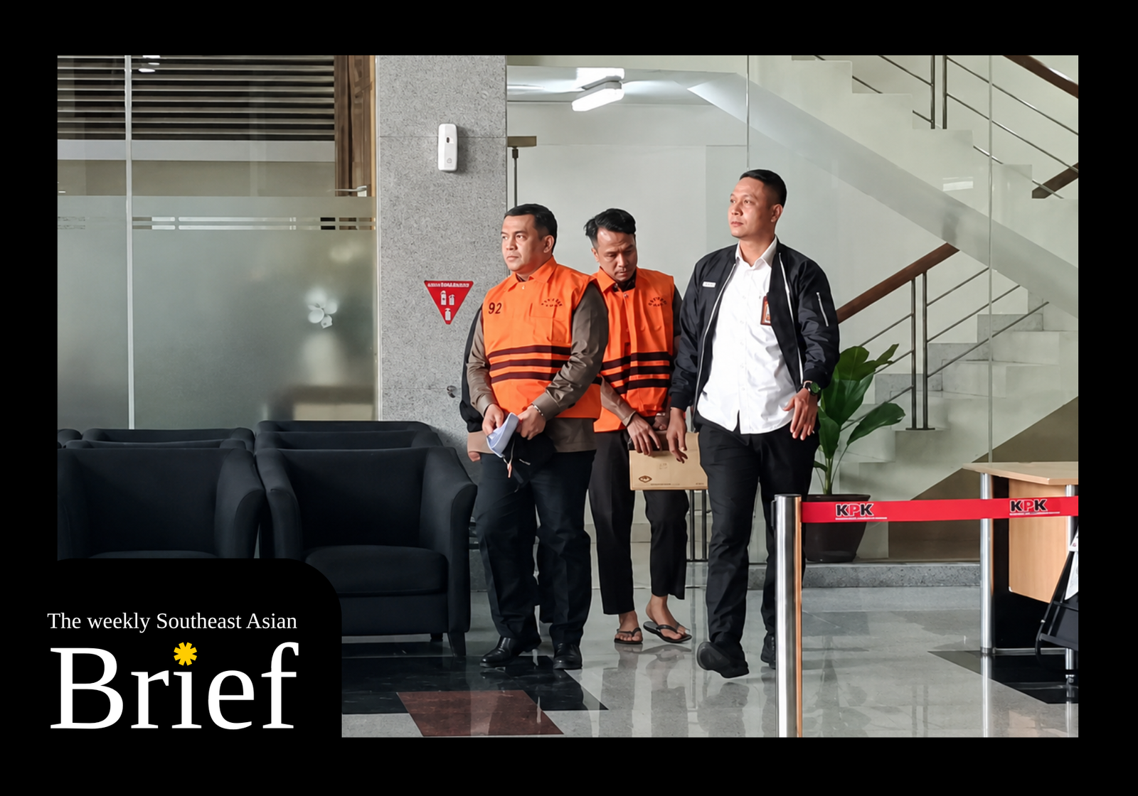 Deputy Minister for Immigration and Corrections, Silmy Karim, after his arrest by the Indonesian Corruption Eradication Agency. (RRI/Chairul Umam)