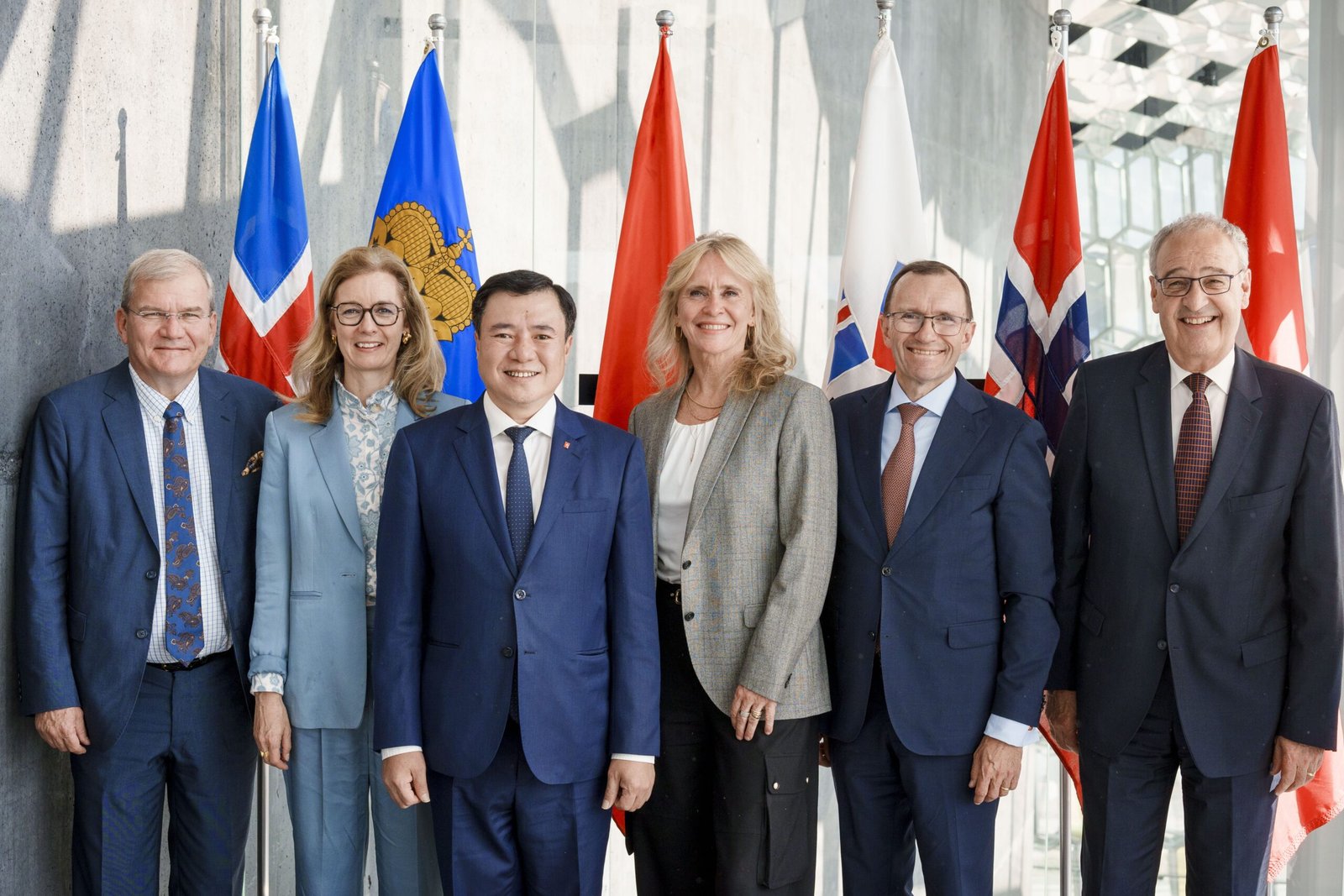 Trade ministers from Vietnam and the four EFTA states (Iceland, Norway, Liechtenstein and Switzerland) during EFTA–Vietnam FTA negotiations in Reykjavík, Iceland, on June 22. (EFTA)