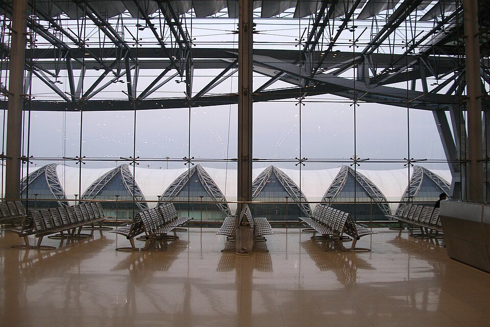 Suvarnabhumi International Airport in Bangkok. (Wikimedia/Vyacheslav Argenberg)