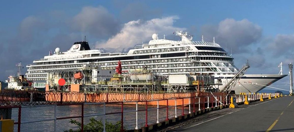 Viking Venus cruise ship docked at Sihanoukville Autonomous Port on October 22, 2026 (Agence Kampuchea Press)